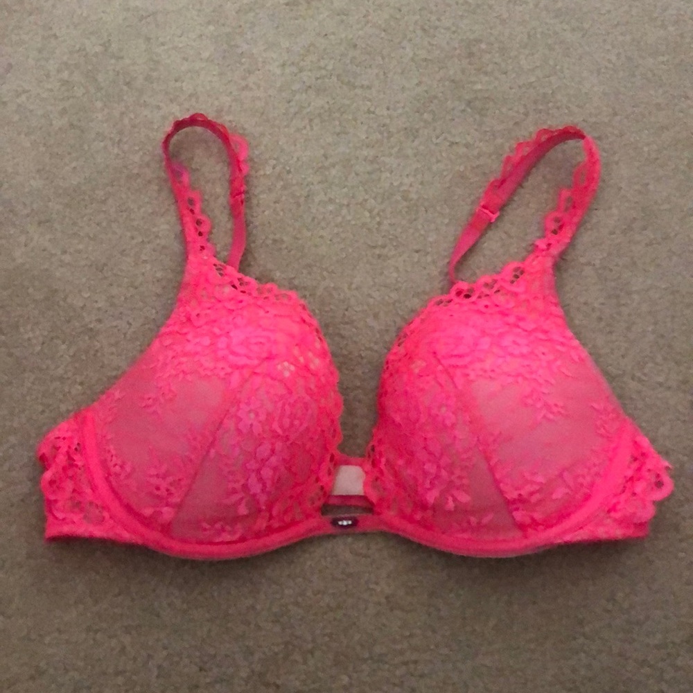 Victoria’s Secret Pink PushUp - 34C